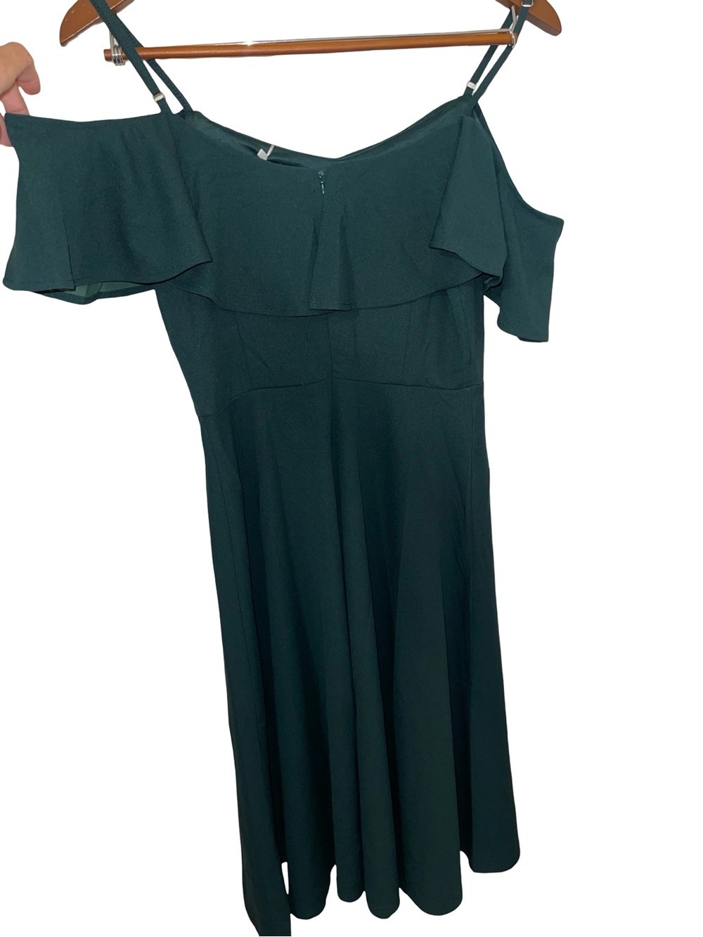 Bbonlinedress Green Off-the-Shoulder Ruffle Cocktail Midi Dress - Picture 7 of 12